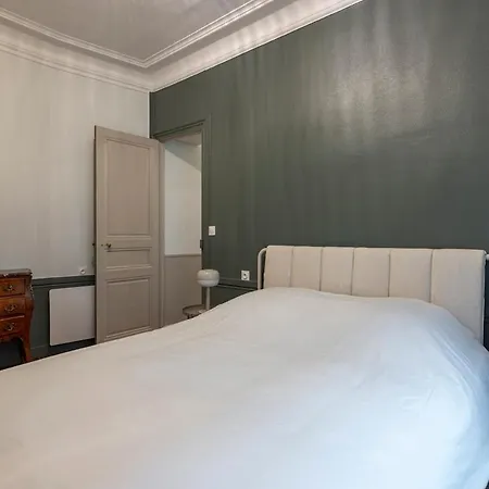 Elegant Et Spacieux Dans Le 8eme Apartamento