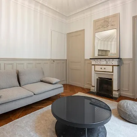 Apartamento Elegant Et Spacieux Dans Le 8eme París
