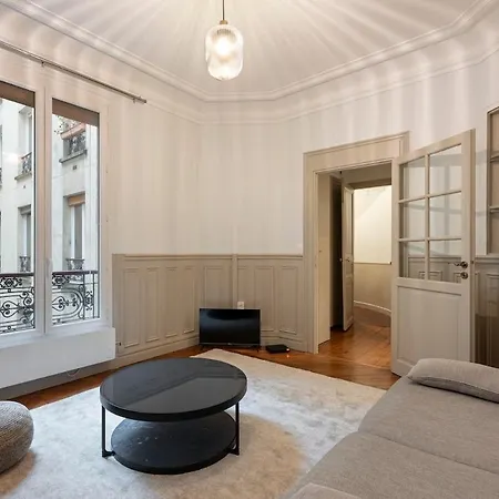 Apartamento Elegant Et Spacieux Dans Le 8eme París